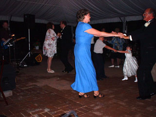 DSCF0006_2a.jpg (19237 bytes)