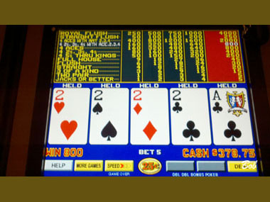 Cage1198 DDB 2s Kicker Dealt, same session