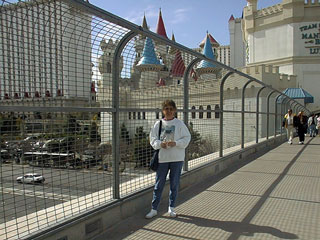 Image003_02.jpg (30126 bytes)